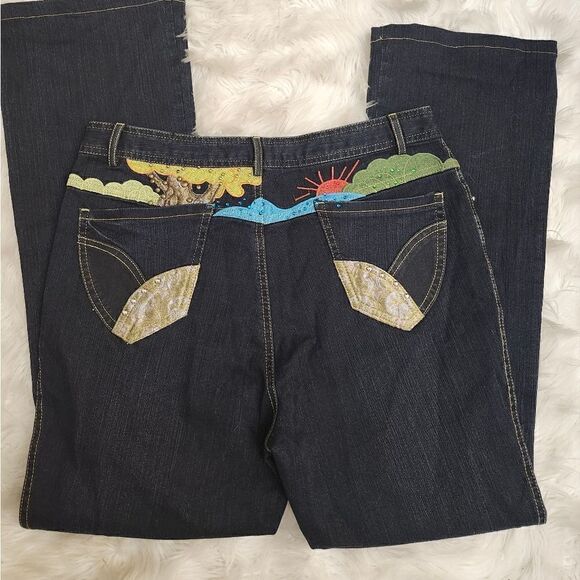 You Fashion Co LTD hi-rise bootcut/flare jeans‎ - Picture 3 of 9